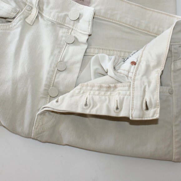 Mother Denim Ditcher Crop in Chalk it Up - Picture 4 of 6